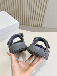 Dioract Sandals