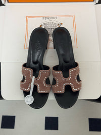 Oasis Sandals