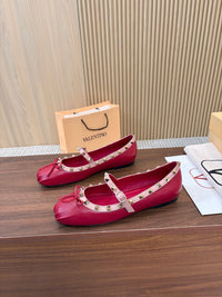 Garavani Mary Jane Rockstud Ballerinas