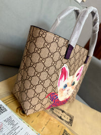 Supreme Tote