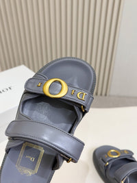 Dioract Sandals