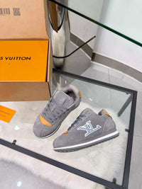 26S Logo Trainers