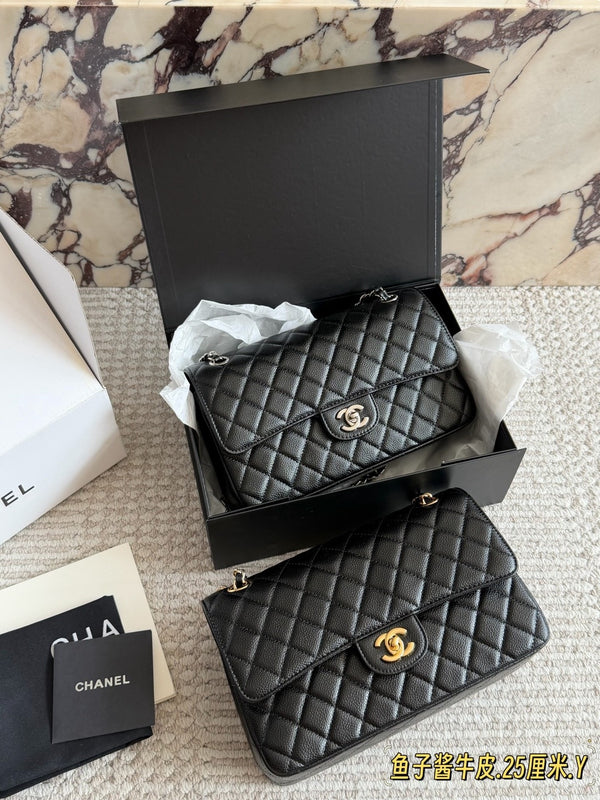 25 Caviar Leather Flap Bag
