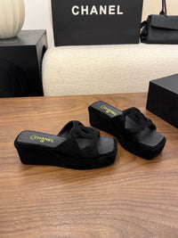 26S Platform Sandals
