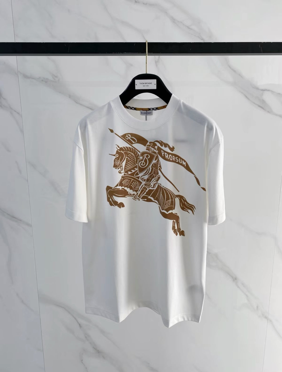 EKT T-shirt