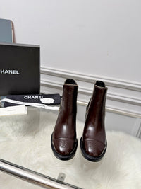 Logo Chelsea Boots