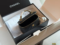 Vanity with Chain
