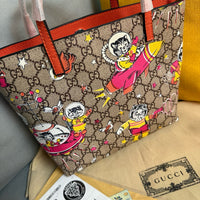 Supreme Tote