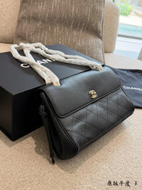 26S Maxi flap Bag