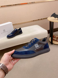 G Move Sneakers