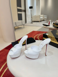 Me Dolly Mules