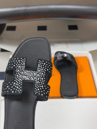 Oasis Sandals