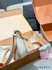 Diane PM Bag
