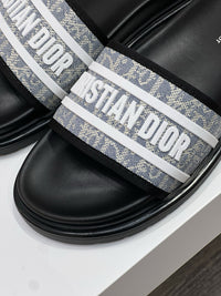 Dway Slides