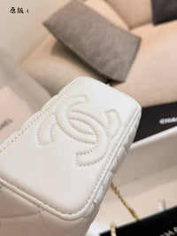 Top Handle Vanity Case