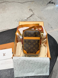 Danube Bag