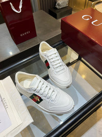 Stretch Low Top Trainers
