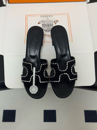 Oasis Sandals