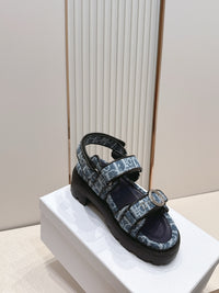 Dioract Sandals
