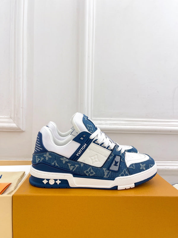 Logo Trainers