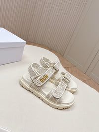 Dioract Sandals