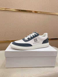 G Move Sneakers