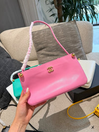 Chic Studs Clutch Bag