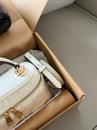 Rainer 18 Crossbody Bag