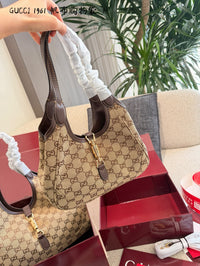 Mercato Tote Bag