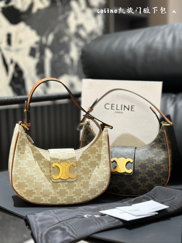 Ava Triomphe Shoulder Bag
