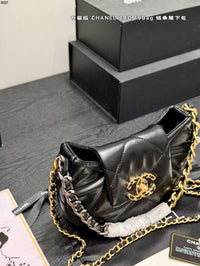 24C 19 Bag