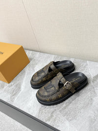 Cosy Flat Comfort Clogs