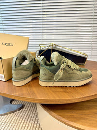 Lowmel Sneakers