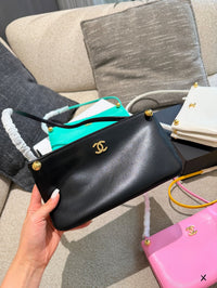 Chic Studs Clutch Bag