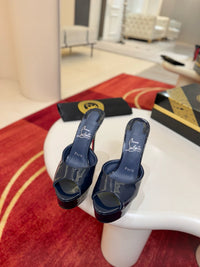 Me Dolly Mules