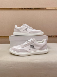 G Move Sneakers