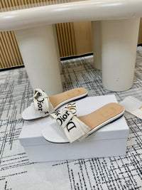 J'Adior Slides