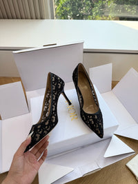 Adiorable Pumps