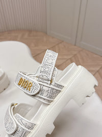 Dioract Sandals