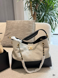 25A Hobo Bag