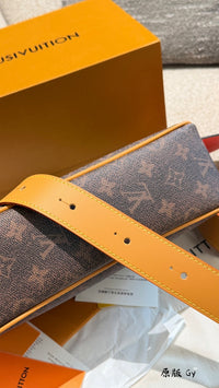 Monogram Dust Pochette Accessoires