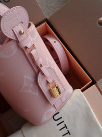 All In BB Bucket Bag