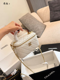 Top Handle Vanity Case