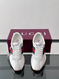 Tempo Sneakers