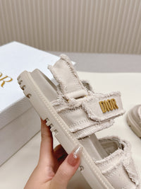 Dioract Sandals