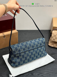 Madison Medium Shoulder Bag
