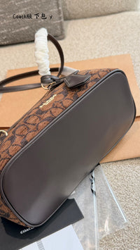 Elise Shoulder Bag