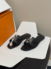 Oasis Sandals