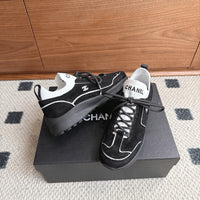 26A Logo Trainers