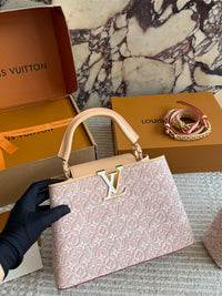 Capucines Bag